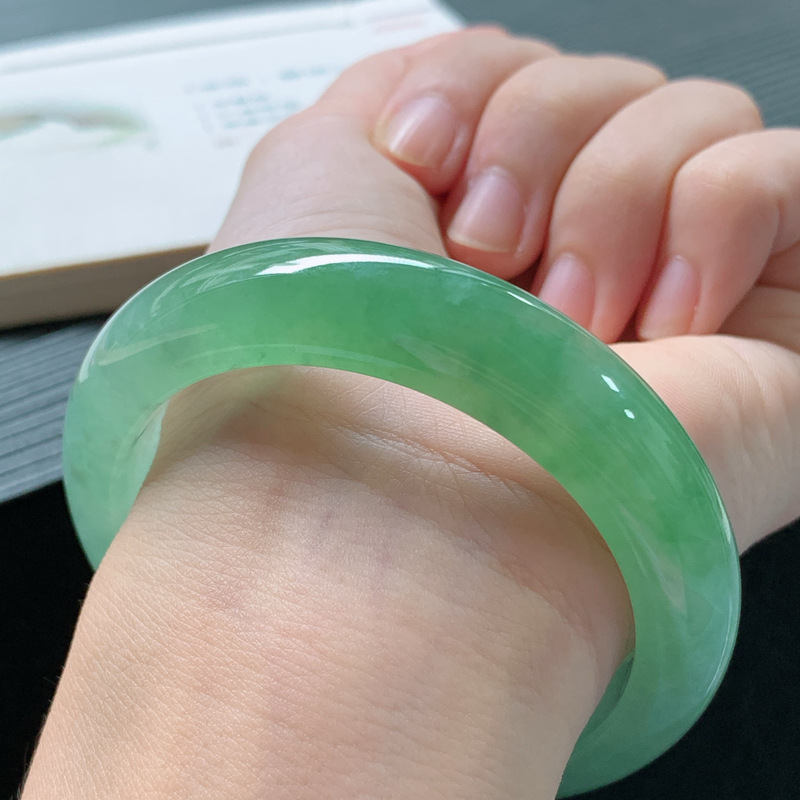 Jadeiet armband, Burmesische o - Lighting recensie en prijs